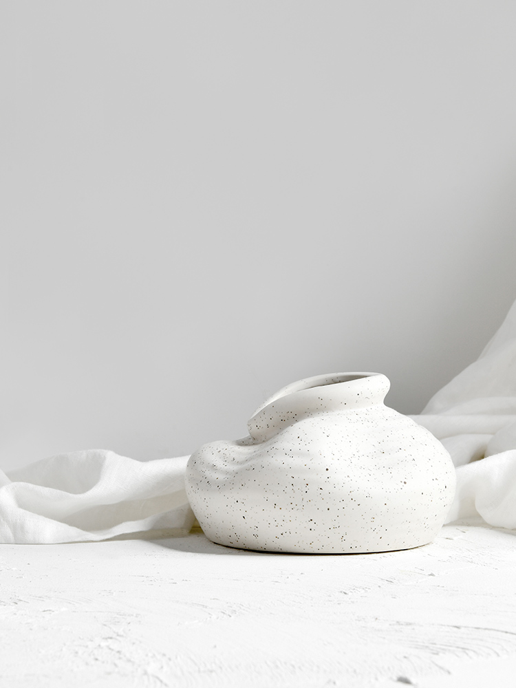 Odo Ceramic Vessel